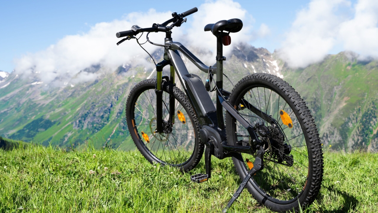 heavy-bike-image-wallpaper-background